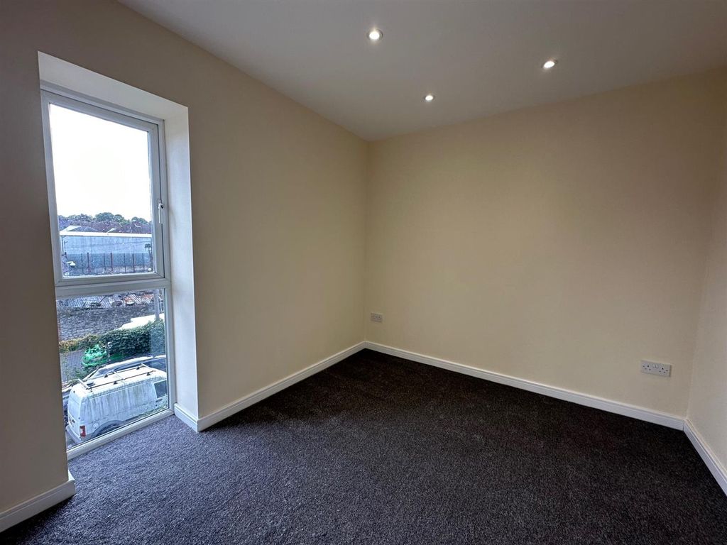 Property photo 3 of 6 Img_2824.Jpg
