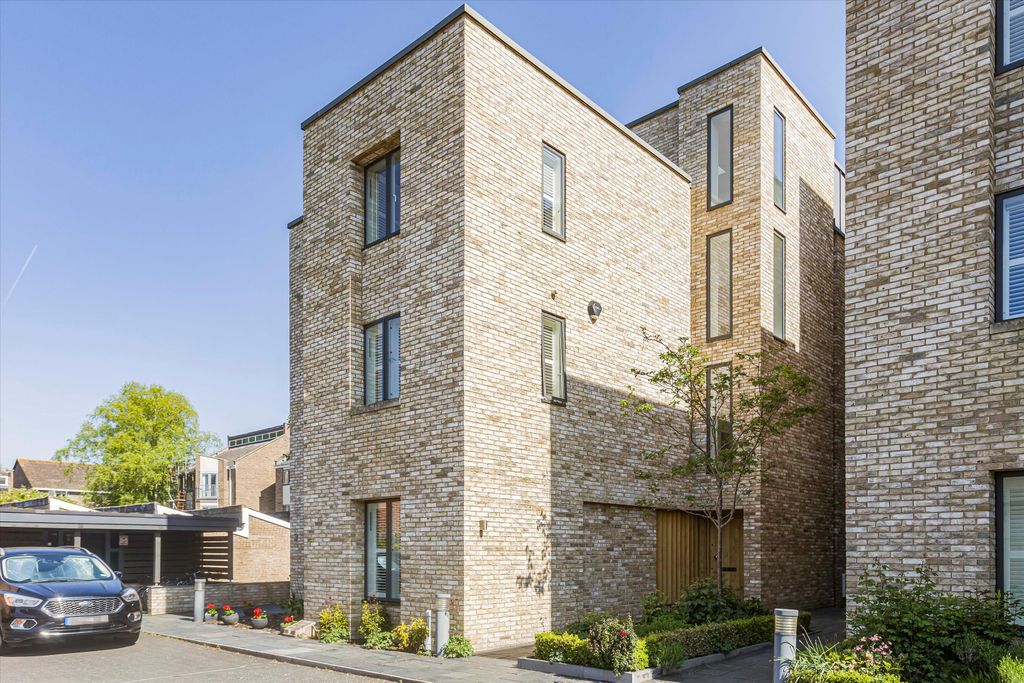 Additional image 26 of 4 bed semi-detached house for saleWoodstock Road, Summertown, Oxford OX2