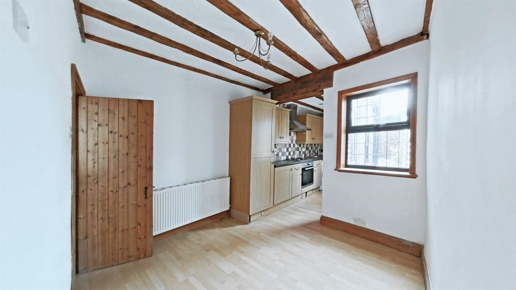 Property photo 3 of 17 Diner (2).Jpg