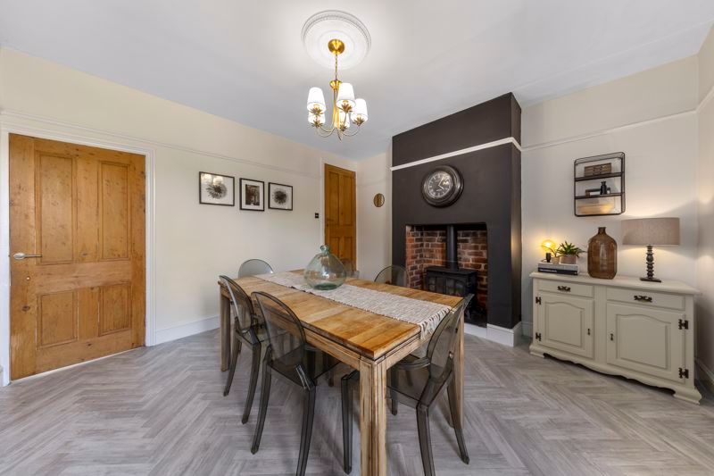 Property photo 3 of 26 Dining-Room