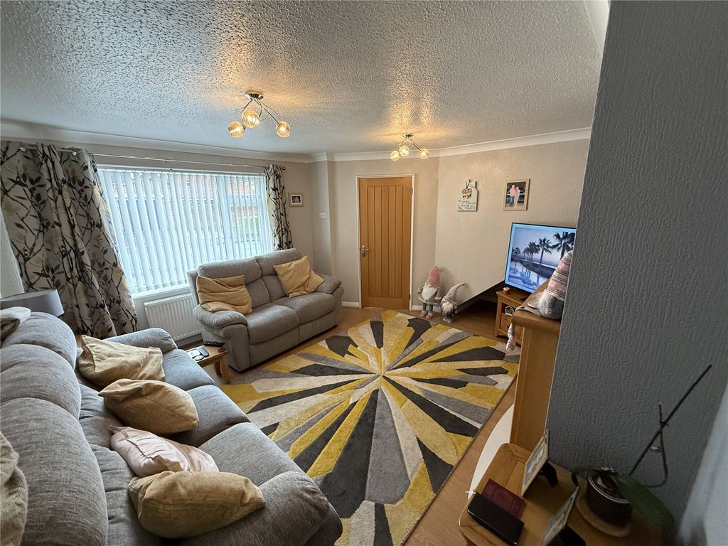 Property photo 2 of 18 Picture No. 19