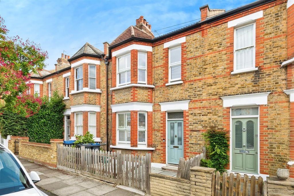 Property photo 1 of 10 External