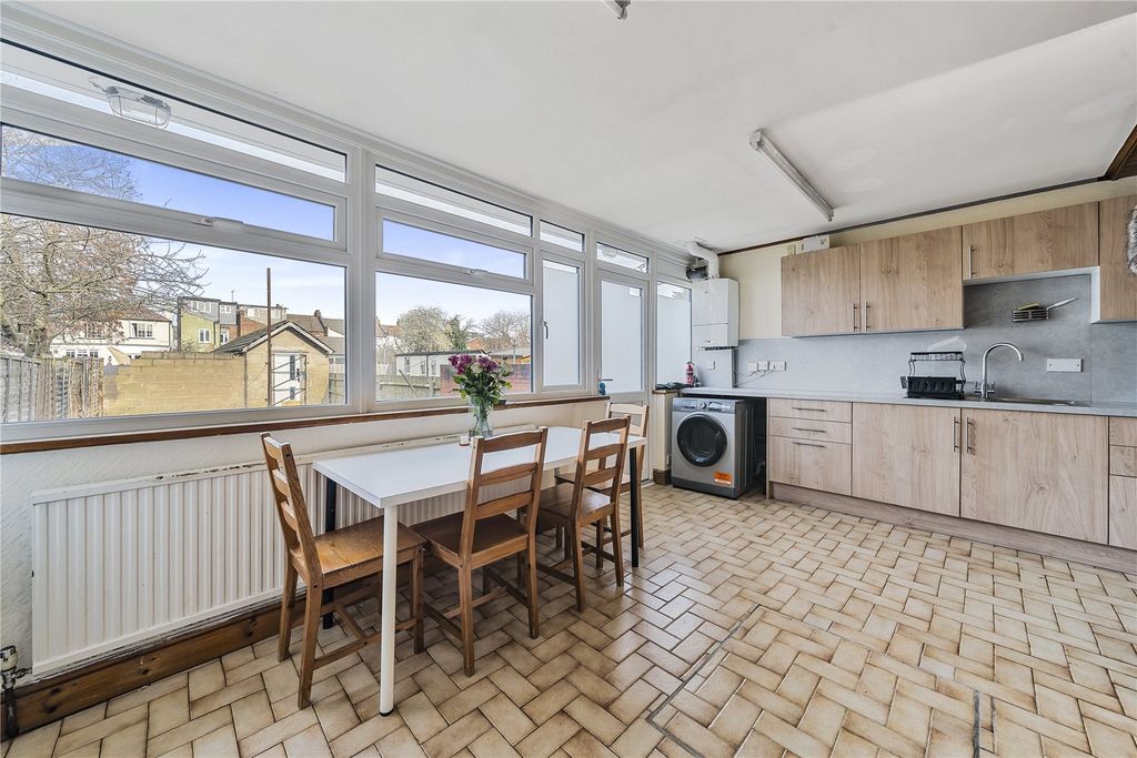 Property photo 1 of 14 Picture No. 27