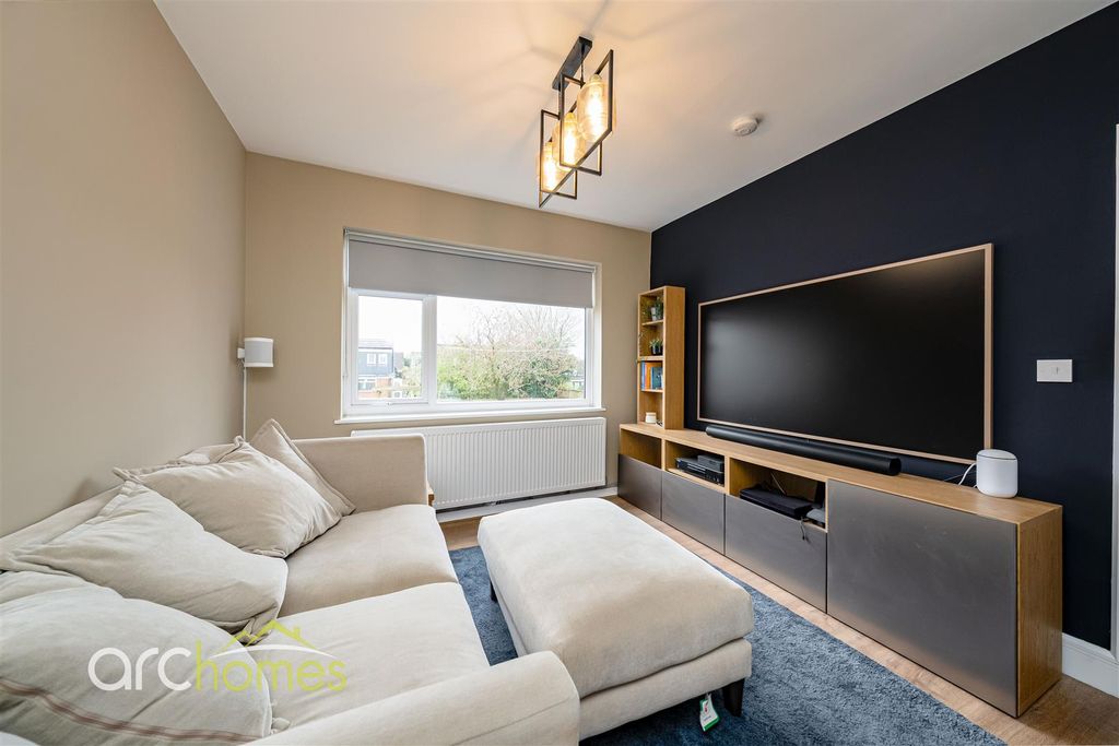 Property photo 3 of 21 Reynold-9.Jpg