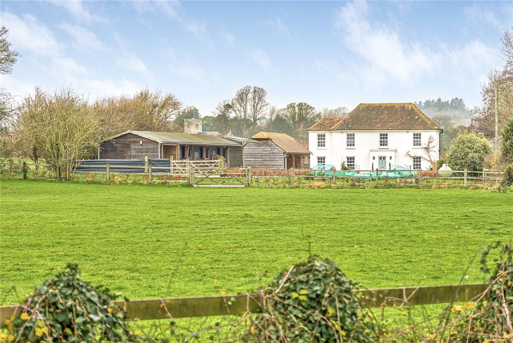 Property photo 3 of 60 Front Aspect