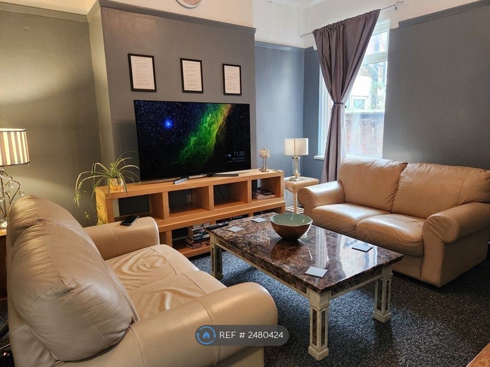 Property photo 2 of 16