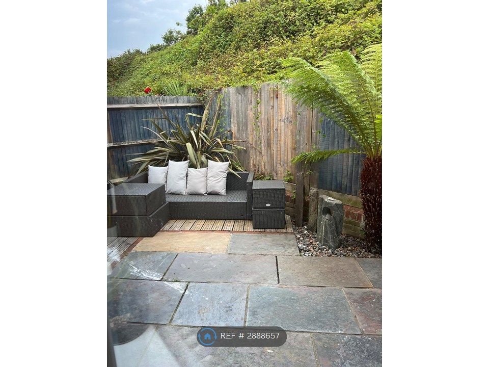 Property photo 2 of 11 Garden Low Maintenance