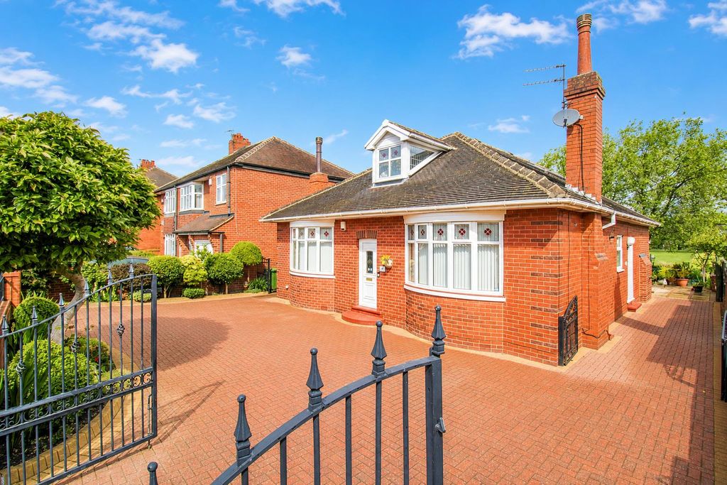 Property photo 1 of 22