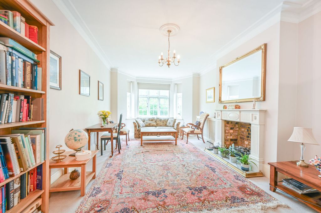Property photo 1 of 20