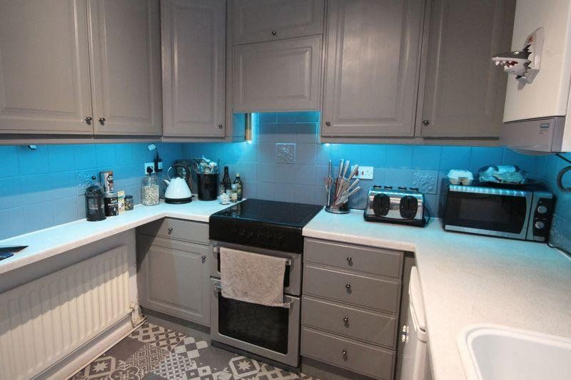 Property photo 3 of 11 Picture No. 10