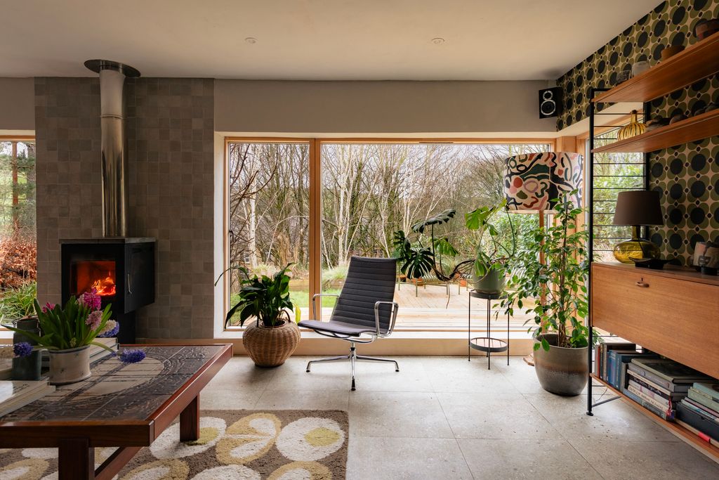 Additional image 8 of 3 bed detached house for saleYew Tree Lane, Holmfirth, West Yorkshire HD9