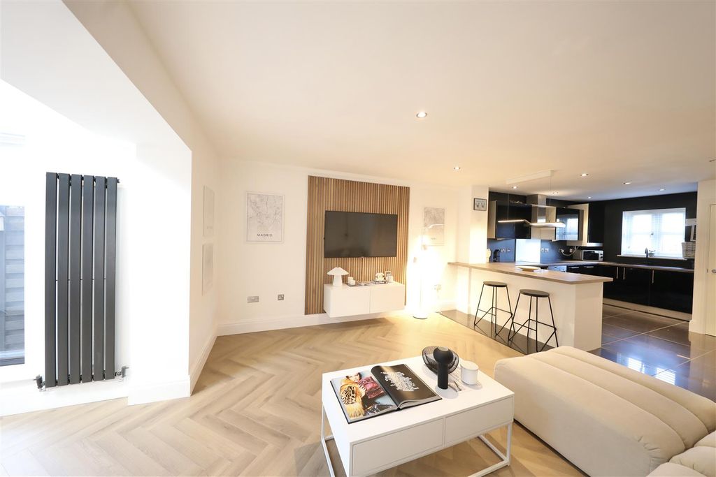 Property photo 2 of 23 0A9A0053.Jpg