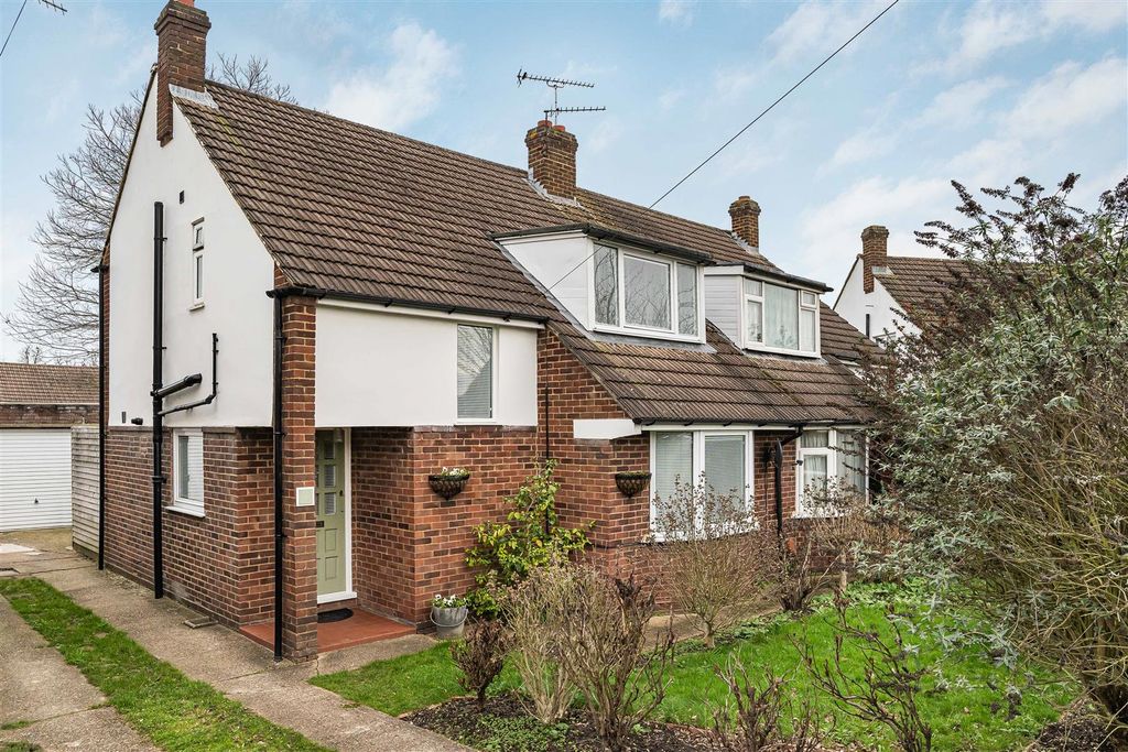 Property photo 1 of 19 Front