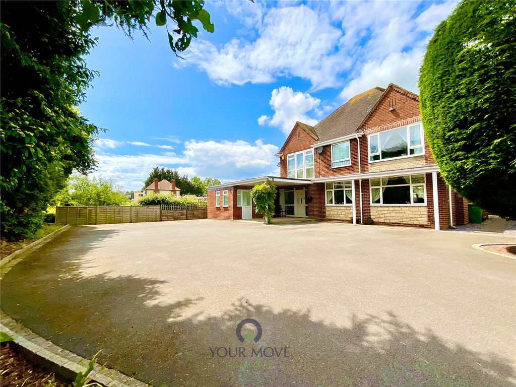 Property photo 1 of 33 Picture No. 19