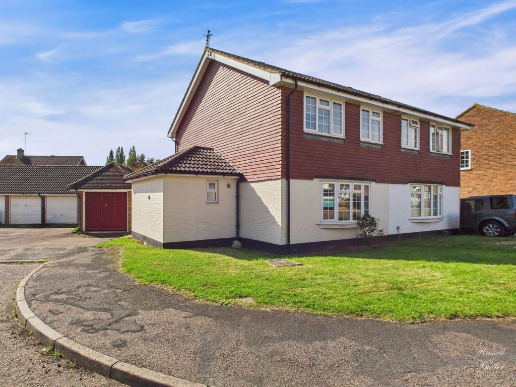 Property photo 1 of 14 Cam01995G0-Pr0366-Still023