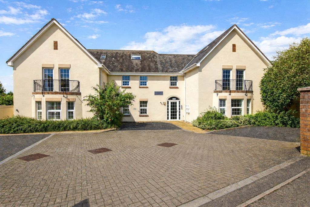 Property photo 1 of 12 Picture No. 13