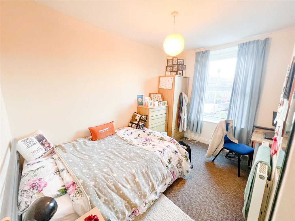 Property photo 3 of 11 Img_1385 2.Jpg