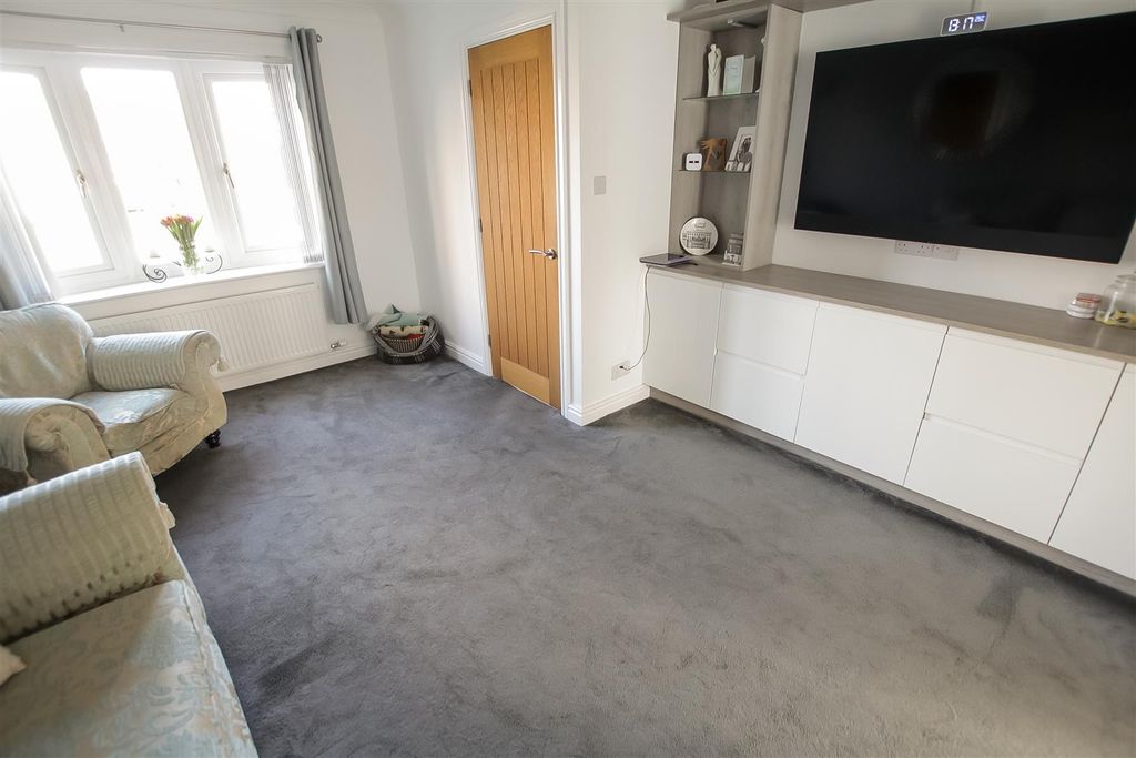 Property photo 2 of 14 Living Room (1).Jpg