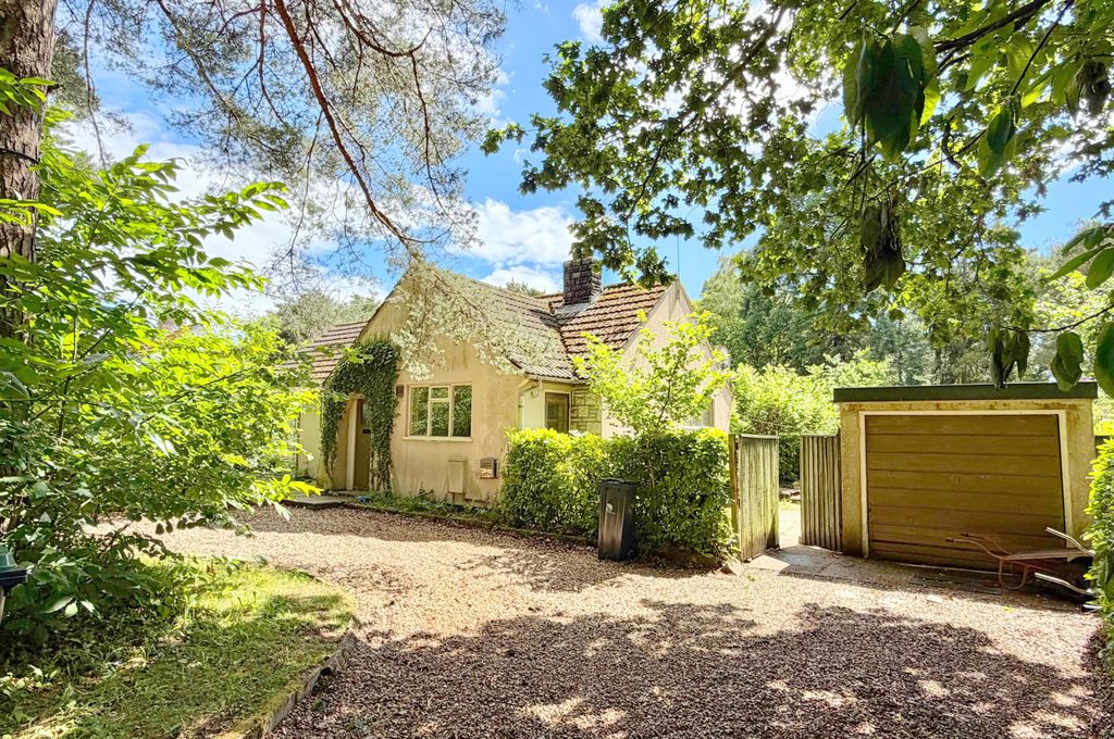 Property photo 1 of 21 Three Bedroom Bungalow In 0.54 Acre Plot