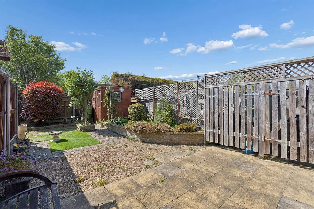 Property photo 3 of 18