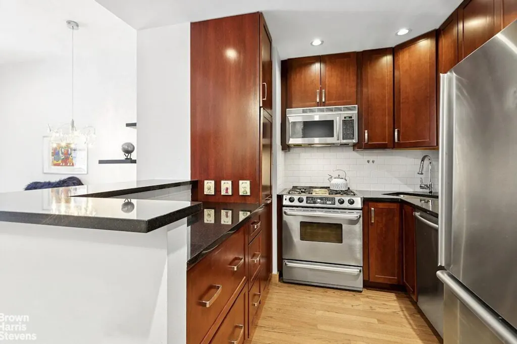 Property photo 3 of 9 <Alttext/>