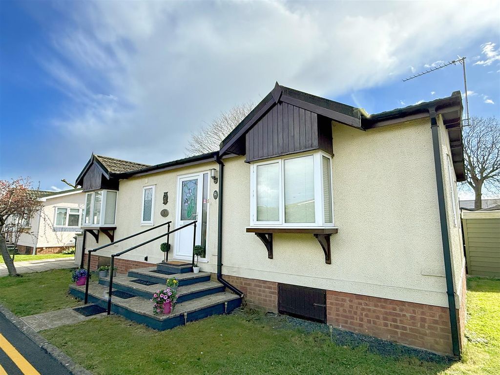 Property photo 1 of 18 3Thepaddock_Frontangle.Jpg