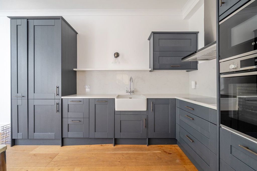 Property photo 3 of 19 Picture No. 05