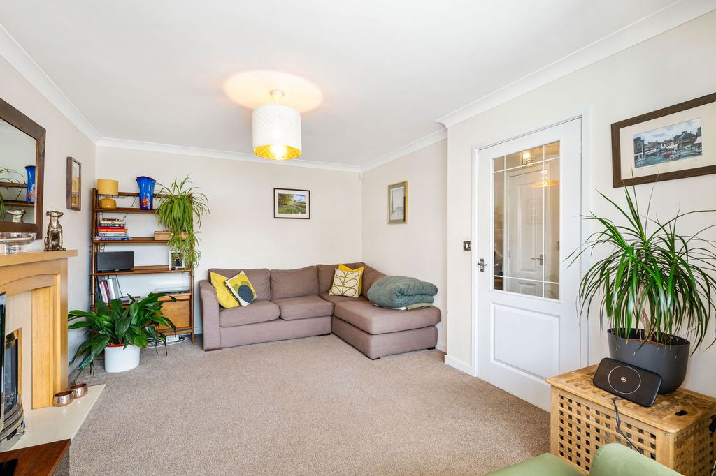 Property photo 3 of 24