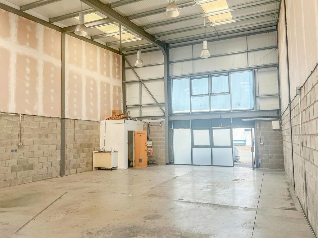 Property photo 3 of 4 B213Ed1Cdade4Adaa2915F4Ede43F671.Jpg