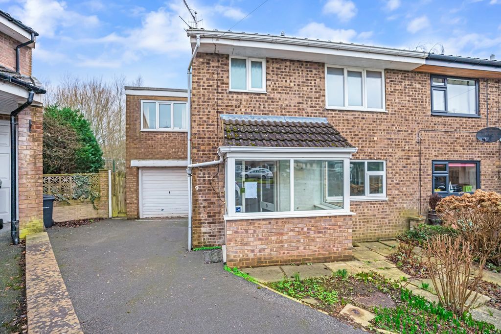 Property photo 1 of 23 Picture No. 27