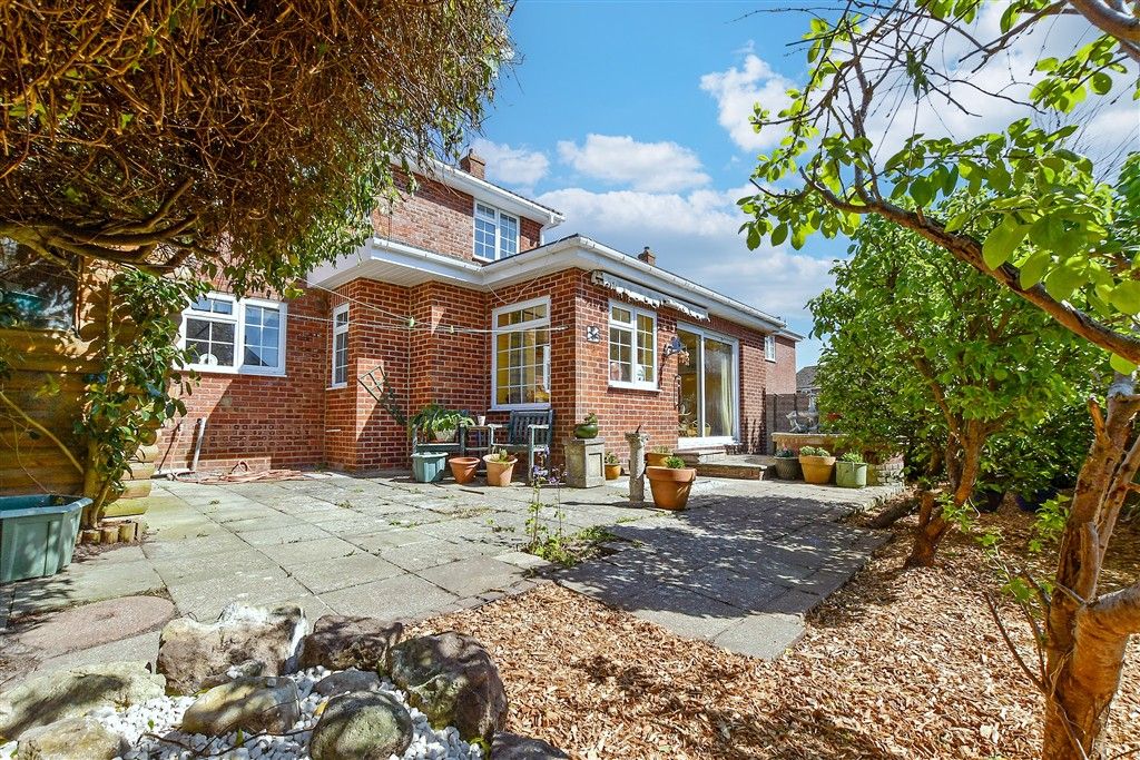 Property photo 2 of 18 Rear Garden