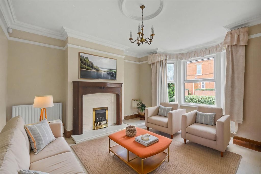 Property photo 2 of 16 Ai Lounge.Jpeg