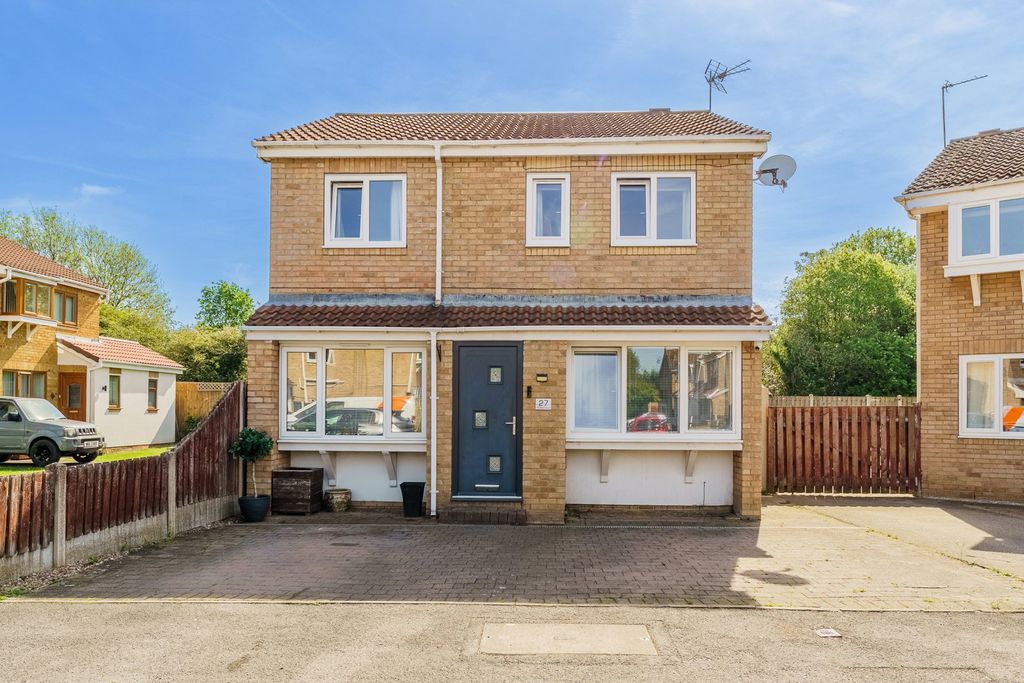 Property photo 1 of 23