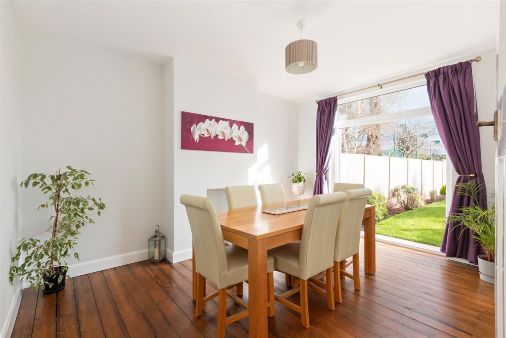 Property photo 2 of 12 Dining Room