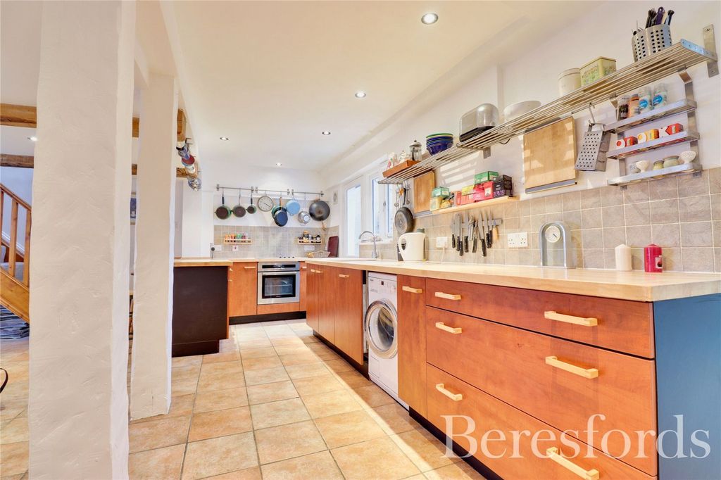 Property photo 3 of 17 Picture No. 06