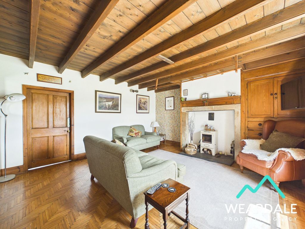 Property photo 3 of 40