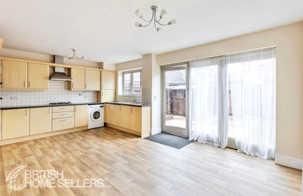 Property photo 3 of 20 Picture No. 20