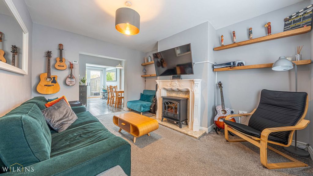 Property photo 2 of 25 Photograph