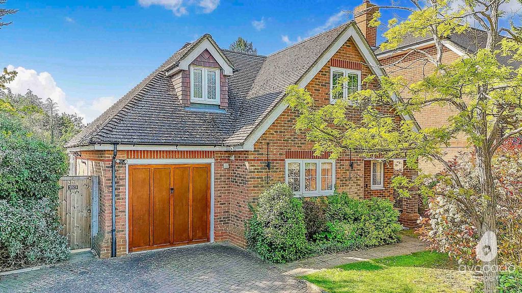 Property photo 1 of 32 5100892
