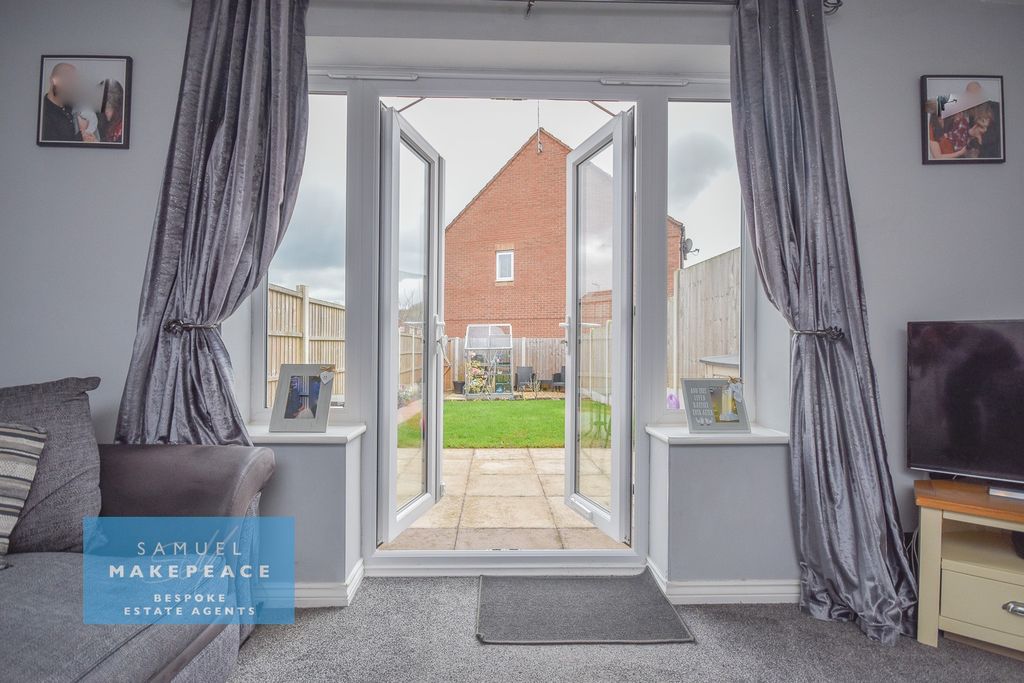 Property photo 3 of 25 Gallery