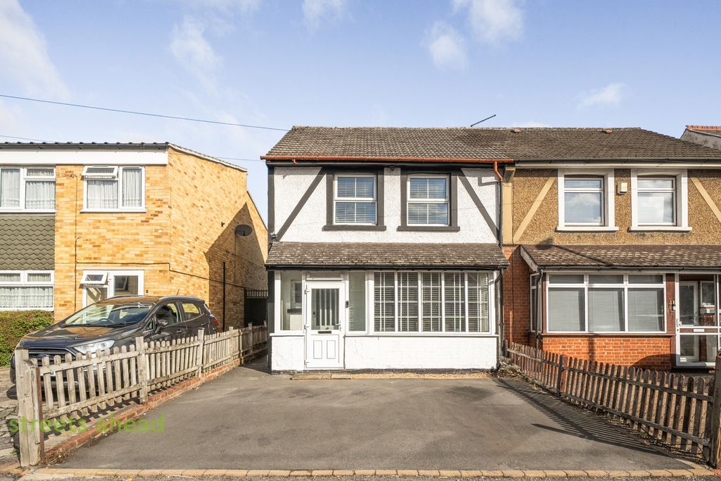 Property photo 1 of 18 Dde98498-53d2-4Bf...