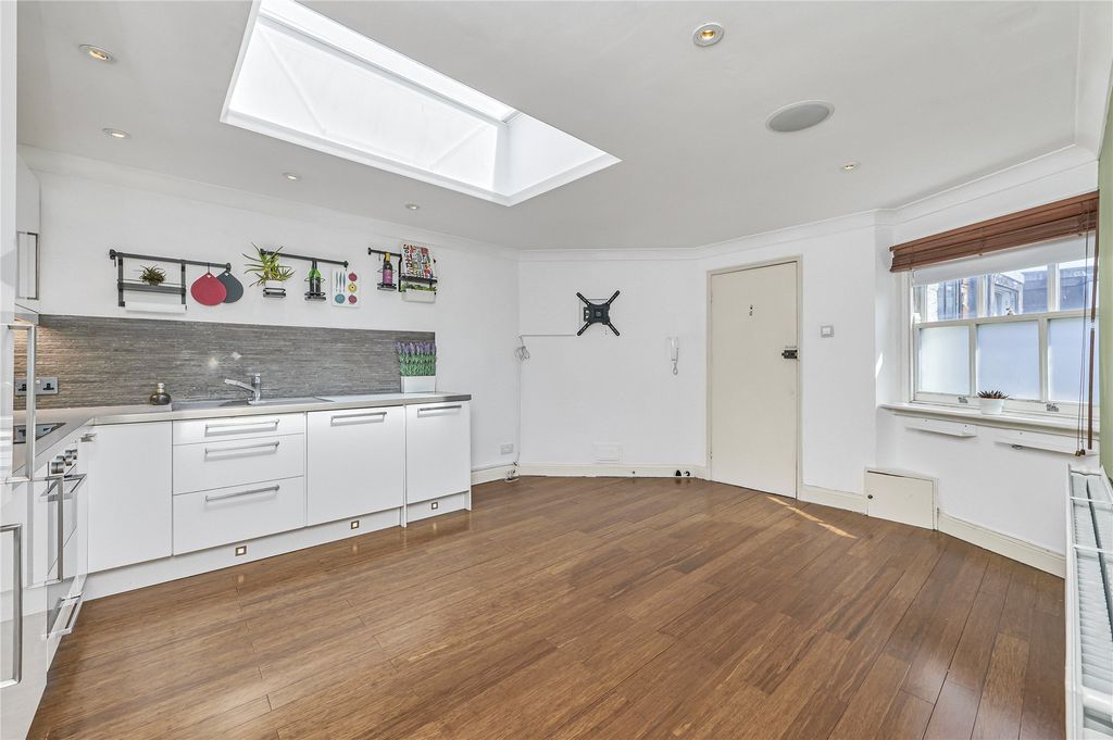 Property photo 1 of 12 Picture No. 04