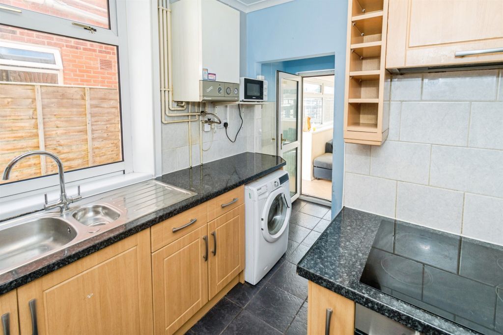 Property photo 3 of 16