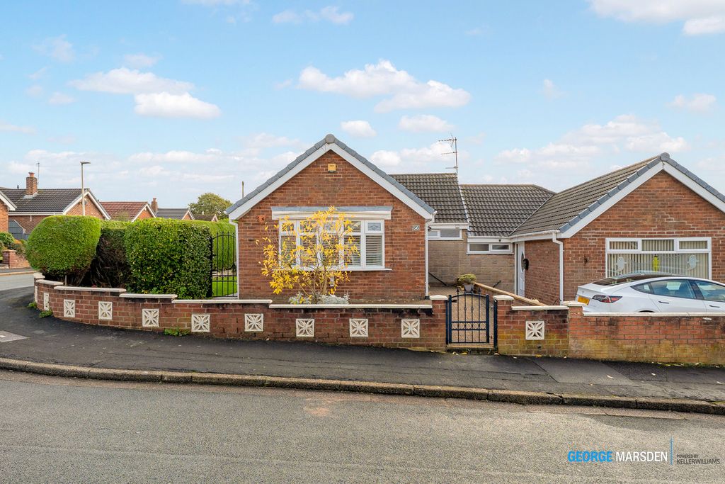 Property photo 2 of 30
