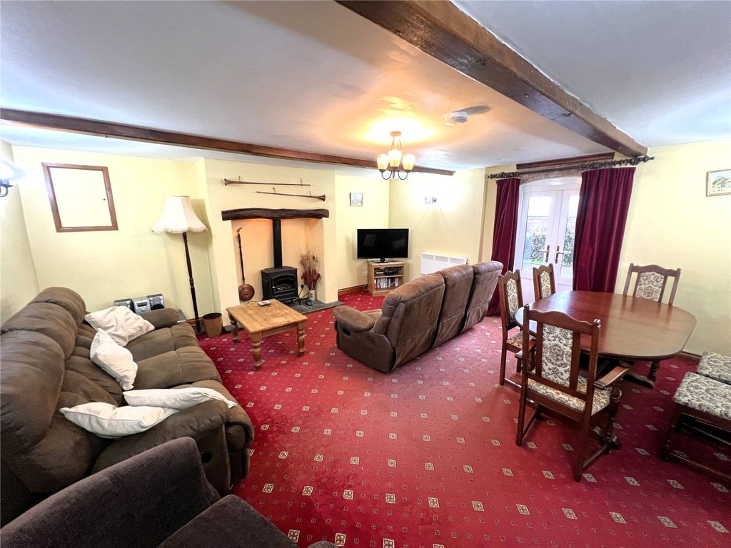 Property photo 2 of 17 Picture No. 06