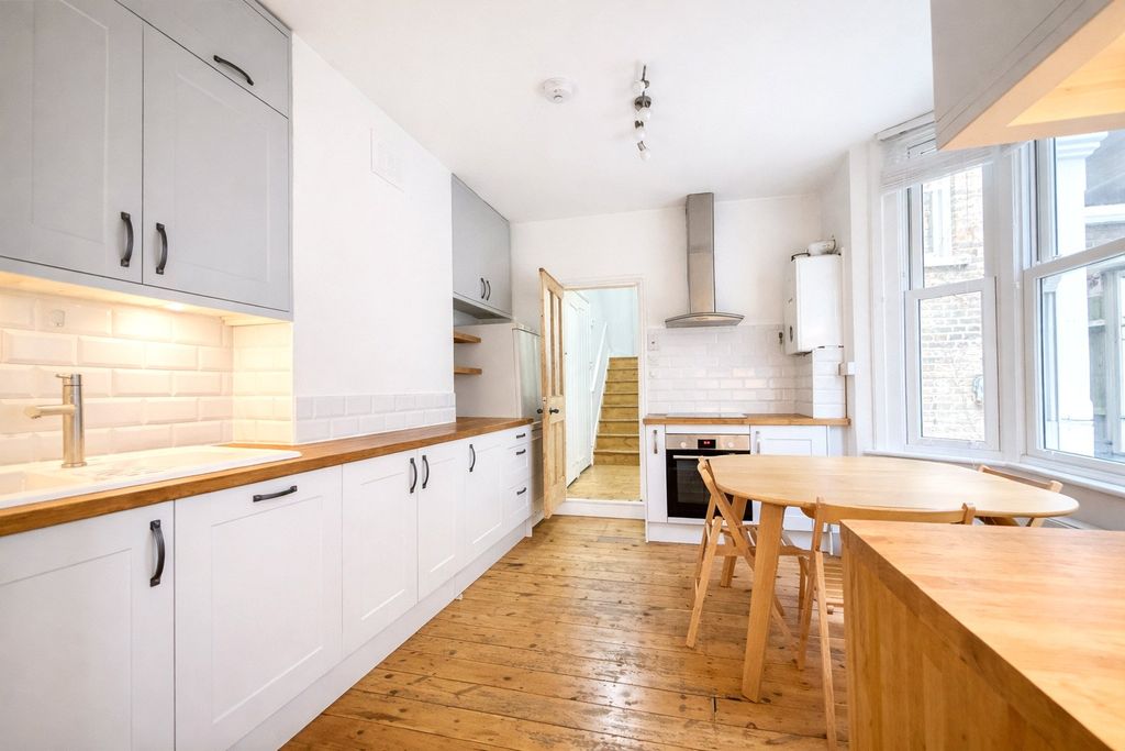 Property photo 3 of 13 Picture 3