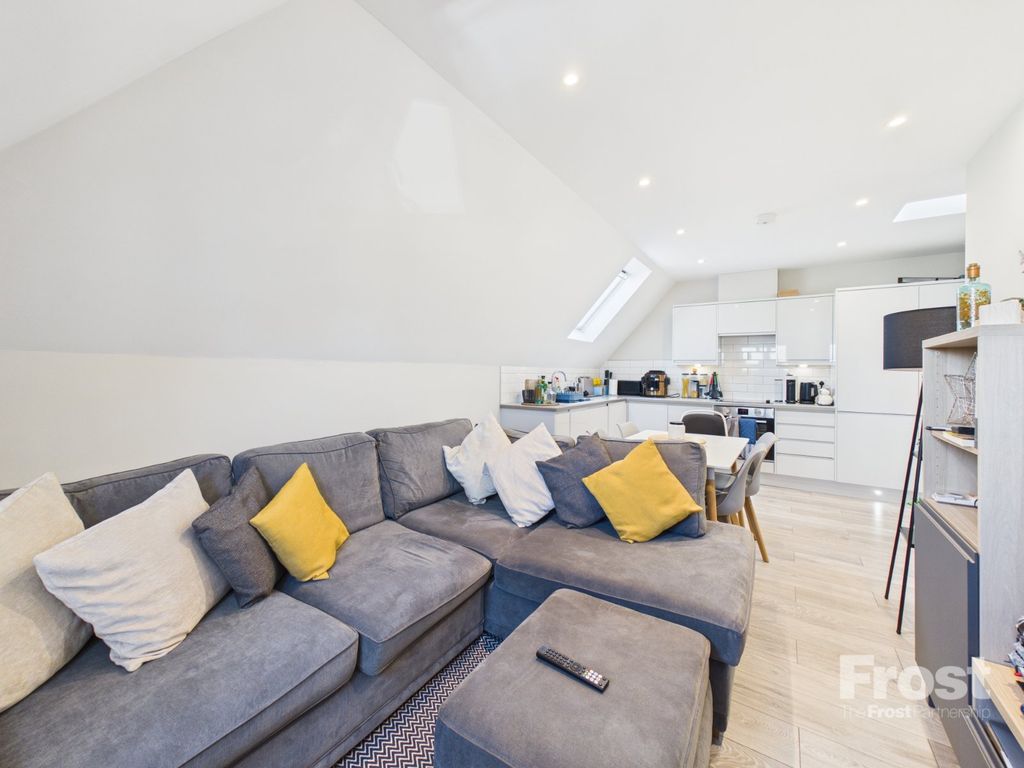 Property photo 3 of 14 Picture No. 16