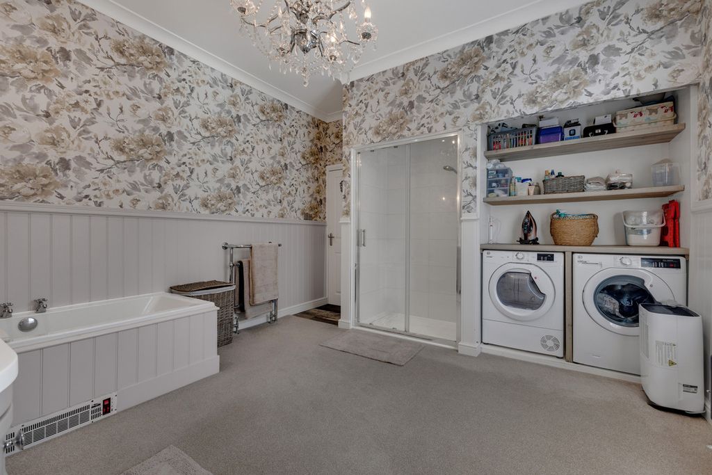 Additional image 17 of 4 bed semi-detached house for saleBrays Lane, Coventry CV2