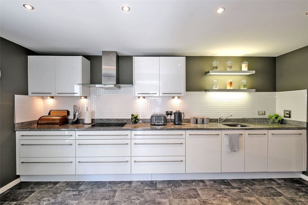 Additional image 10 of 3 bed flat for sale2 Dempsey Court, Queens Lane North, Aberdeen AB15