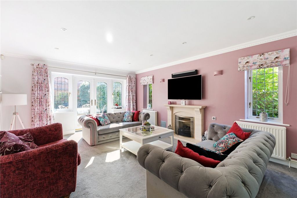 Property photo 2 of 26 Picture No. 85
